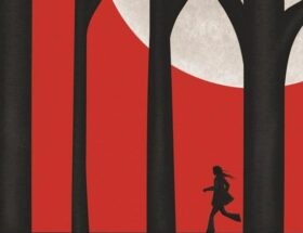 Sulla copertina de Il sangue non mente di Cinzia Bomoll c'è l'illustrazione di un profilo di donna che corre in mezzo agli alberi; dietro di lei un cielo rosso e una grande luna bianca